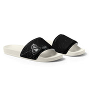 Infinite Variations - Abstract Knight - Men’s slides