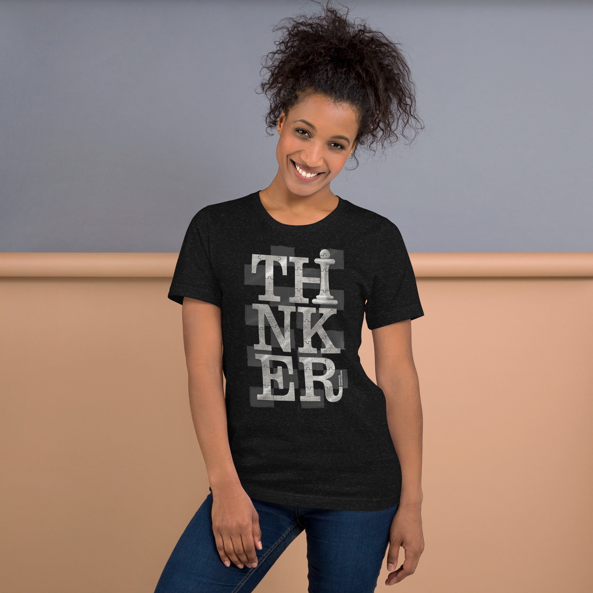Thinker Chess - Platinum - Unisex t-shirt